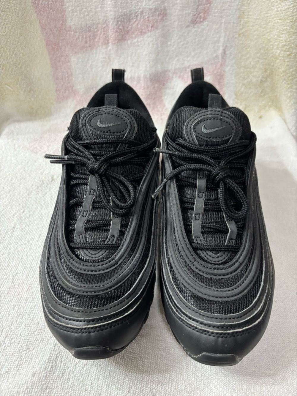 Nike Air Max 97
Black Dark Grey Women’s Sz 9.5